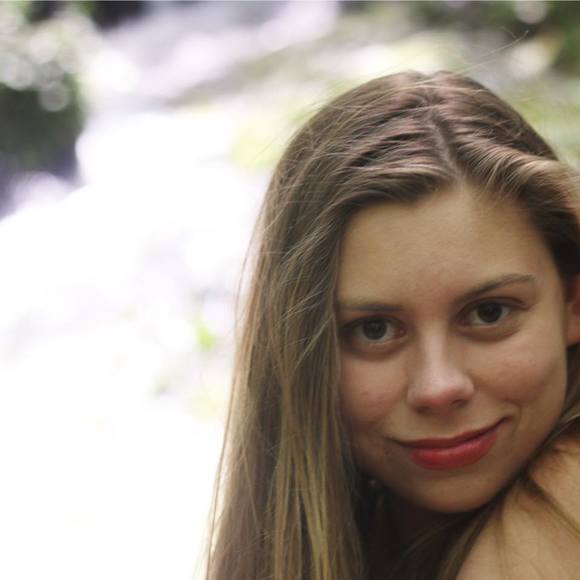 Meet your Posher, Clair - Picture 1 of 1